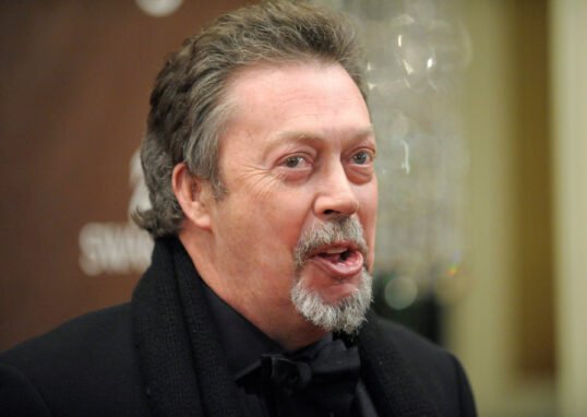 Tim Curry