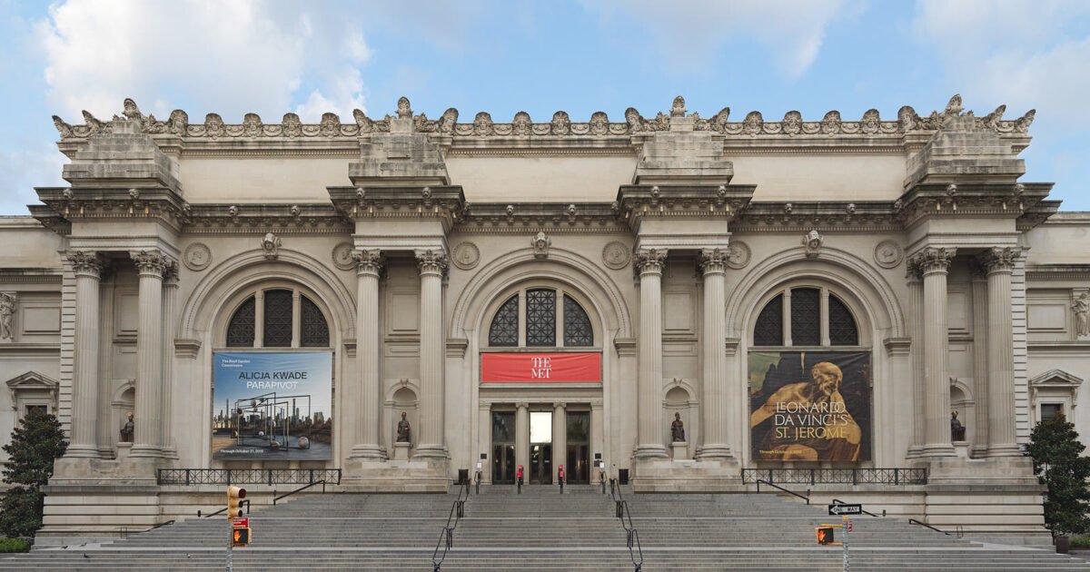 Horizontal view of The Metropolitan Museum of Art entrance façade facing Central Park in New York City