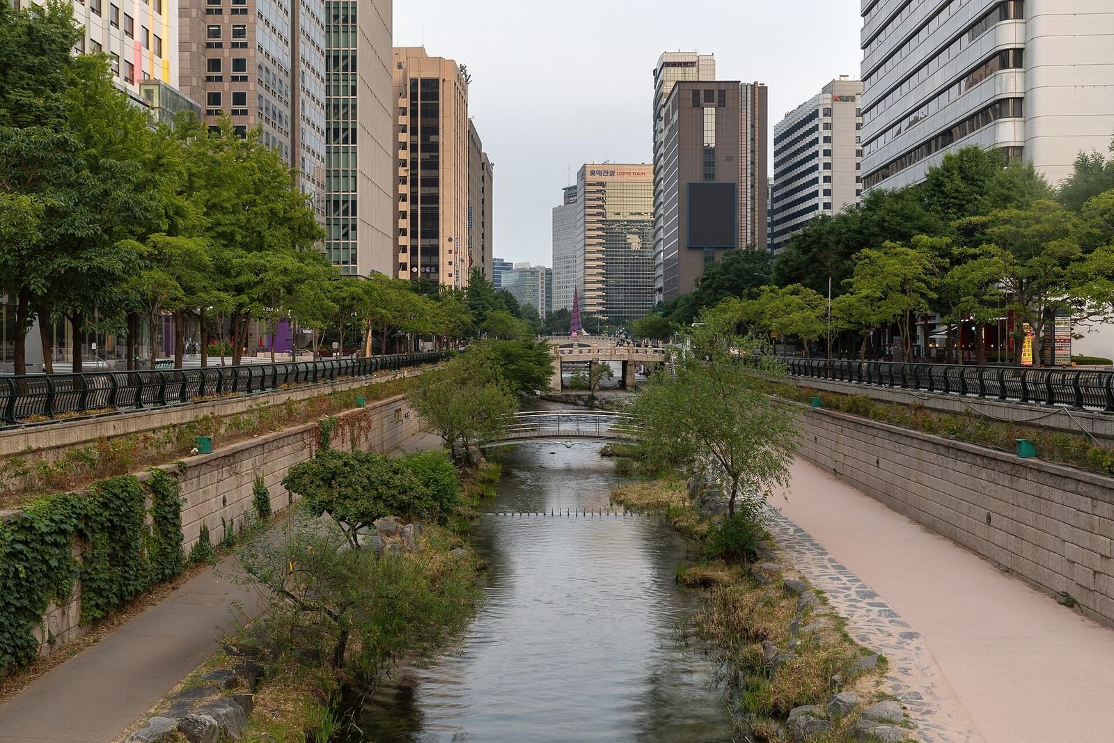 Cheonggyecheon tree-lined stream and footbridge at sunrise in Seoul, South Korea; this is not a picture of actor Gu Sung-hwan