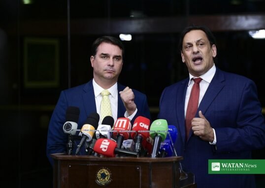 Senator Flavio Bolsonaro speaking to reporters