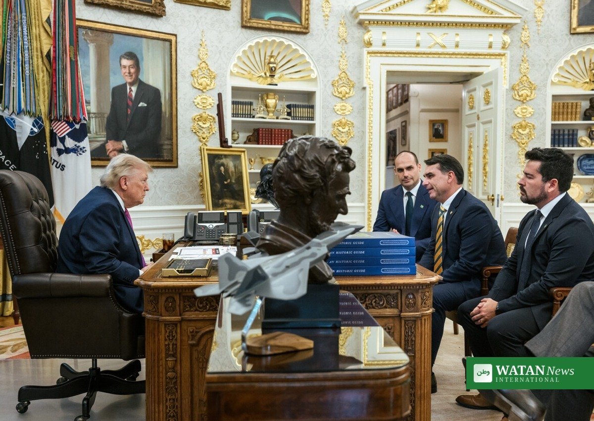 Donald Trump with Eduardo and Flavio Bolsonaro