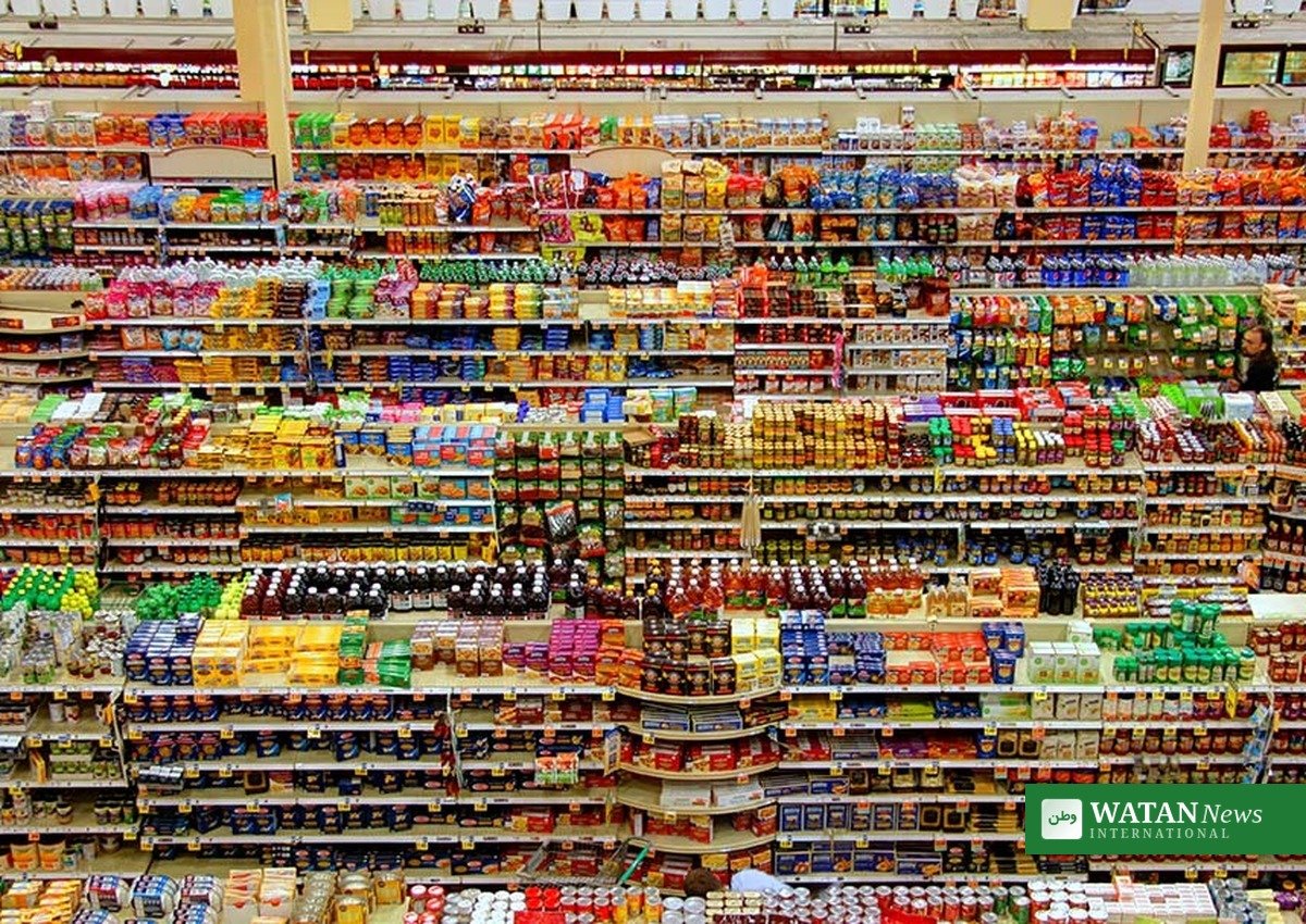Supermarket shelves stocked with packaged goods, food safety confidence