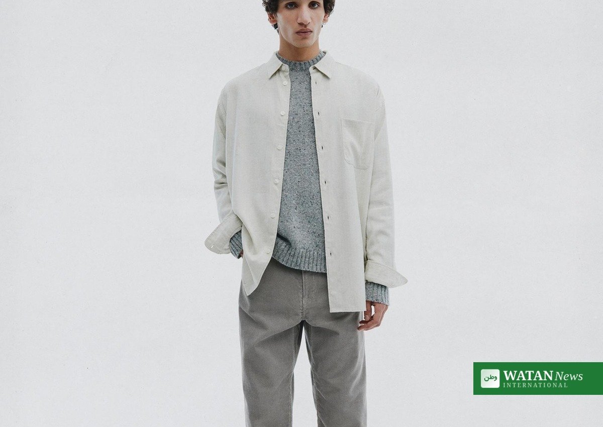 Minimalistisk Samsøe Samsøe herretøjslook i lyse farver