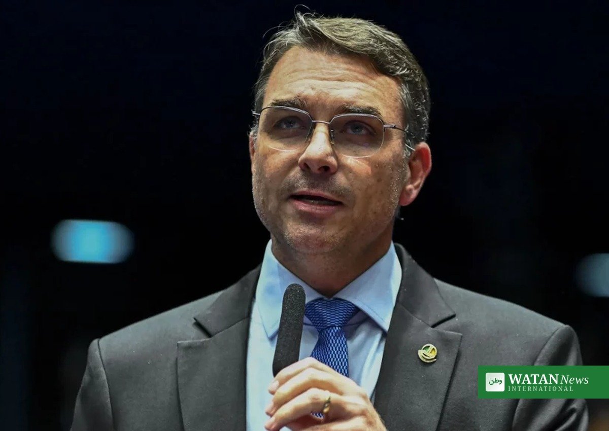 Senator Flavio Bolsonaro speaking in the Brazilian Senate