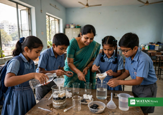 Schoolchildren doing a hands-on water purification experiment in a Hyderabad classroom during BASF Kids Lab climate education week