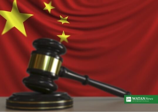 Chinese court gavel with China flag — China kindergarten lead poisoning verdict