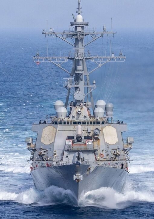 US destroys Iranian dhow — US Navy destroyer in the Gulf of Oman