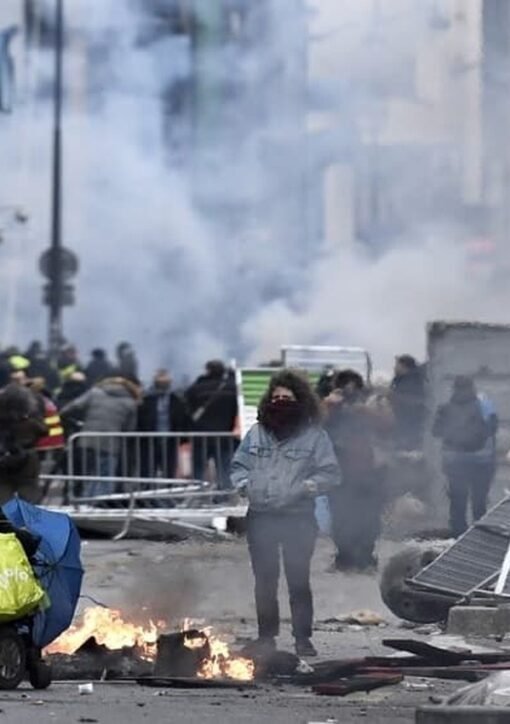 Macron national address after deadly France riots — protesters near burning barricades