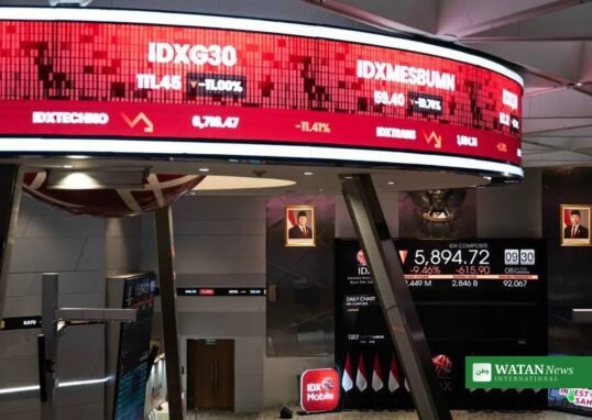 Indonesia stocks rebound: Jakarta Composite Index ticker boards flash red at the Indonesia Stock Exchange