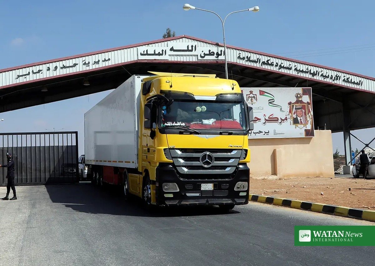 Truck passing through the Jaber border crossing between Jordan and Syria