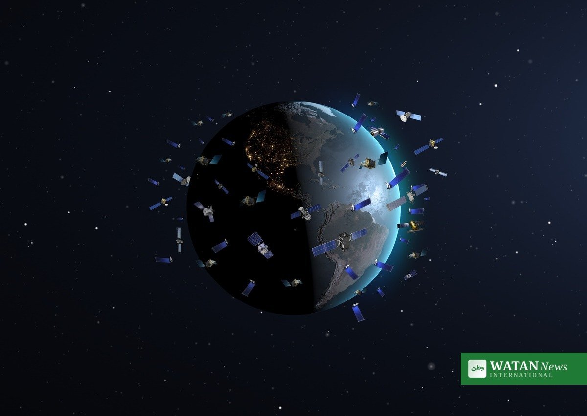 Artist's impression of a satellite constellation in low Earth orbit, illustrating the Ukraine Starlink Starshield restored network