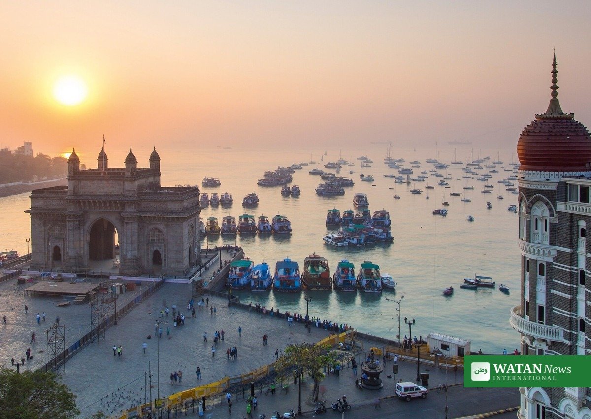 Gateway of India i Mumbai ved solnedgang &ndash; destination for SAS Mumbai ruten