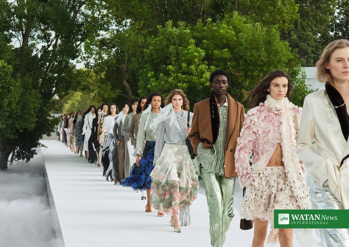 Gold, debuts and a possible farewell: Paris Fashion Week's Spring-Summer 2027 highlights — featured image