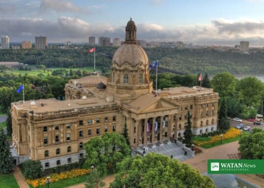 Alberta bliver i Canada – parlamentsbygningen i Edmonton efter afstemningen