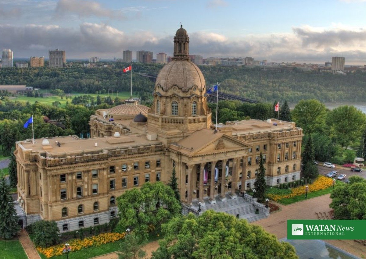 Alberta bliver i Canada – parlamentsbygningen i Edmonton efter afstemningen