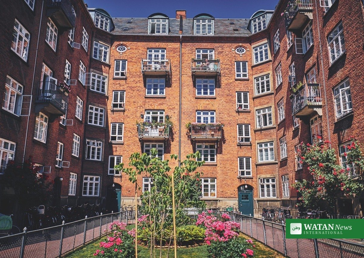 Andelsboliger priser – boligfacade i dansk by