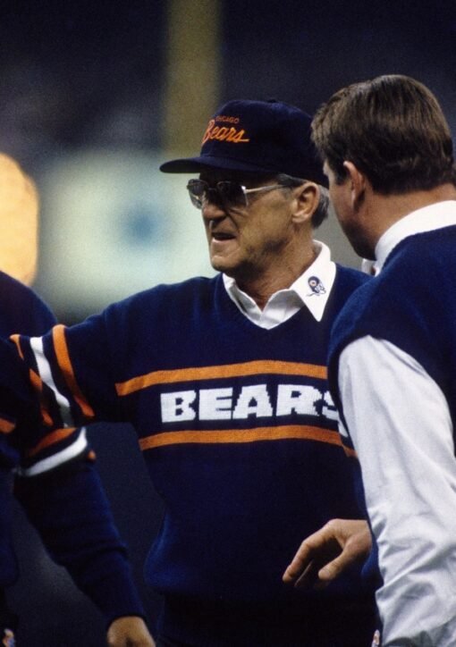 Mike Ditka on the sideline at Super Bowl XX — legendary Chicago Bears coach dies at 86
