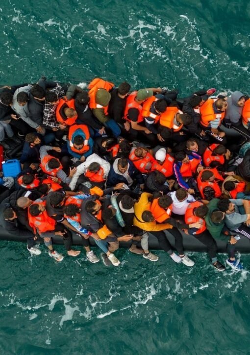 Djibouti boat disaster: overcrowded migrant boat at sea (illustrative image)