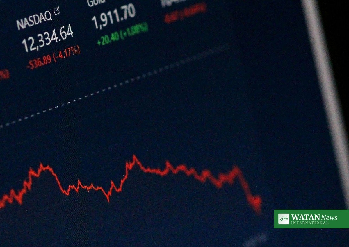 Tech stocks AI debt selloff — NASDAQ screen showing falling market values during Wall Street's AI-driven selloff