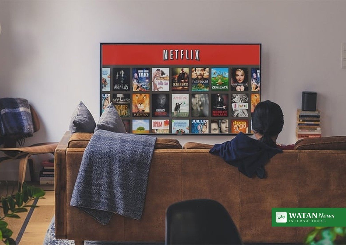 Netflix streaming on television during the Netflix leadership shakeup