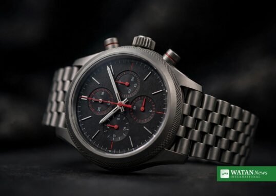 Porsche Design Chronograph 1 Utility – Limited Edition for Hodinkee, luksus-ur i sandblæst titanium