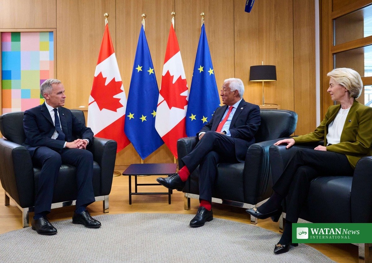 Canadian Prime Minister Mark Carney, European Council President Antonio Costa and European Commission President Ursula von der Leyen at a Canada-EU meeting