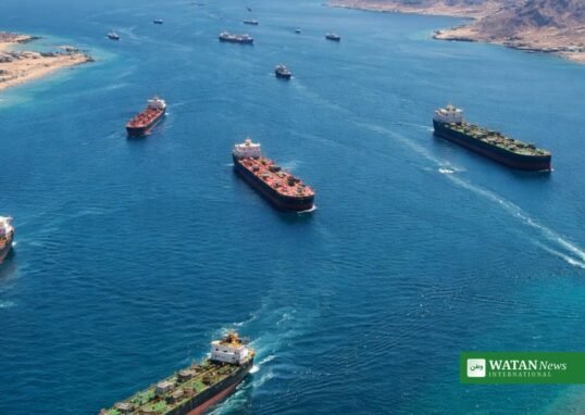 Oil tankers transiting the Strait of Hormuz