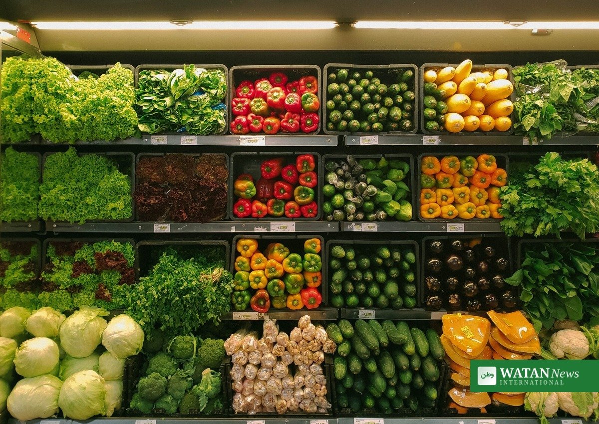 Friske grøntsager i supermarkedet – danskerne ser madspild som spild af penge