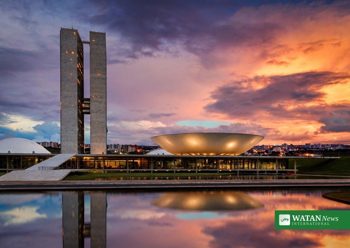 Nationalkongressen i Brasília ved solnedgang under præsidentvalget i Brasilien