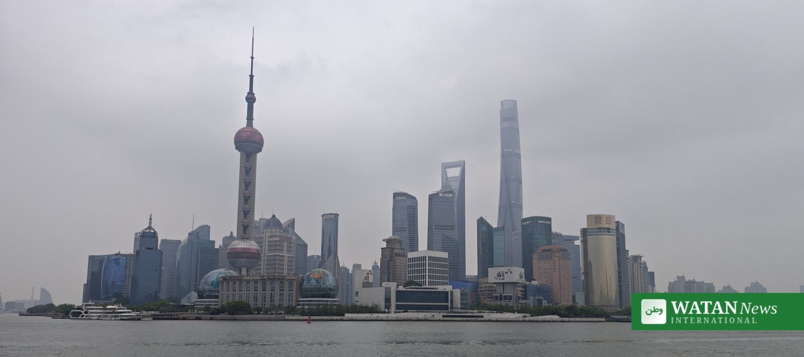 Shanghais skyline i Pudong – Kinas svaghed ses i kollapset ejendomsmarked og stillestående forbrug