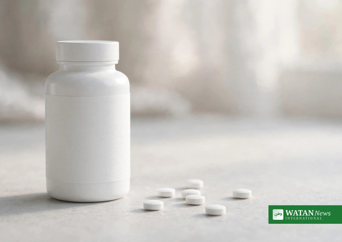 Wegovy-pille: hvid pilleflaske med tabletter – Novo Nordisk satser på nye målgrupper med Wegovy-pillen