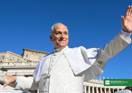 Pope Leo XIV waving to pilgrims in St. Peter's Square