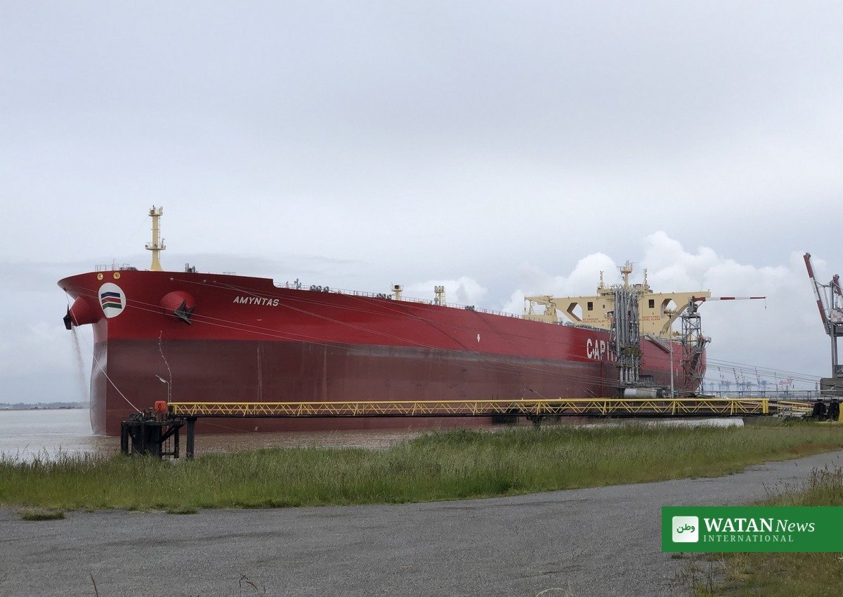 Crude oil tanker at sea — Hormuz tanker fire in the Strait of Hormuz