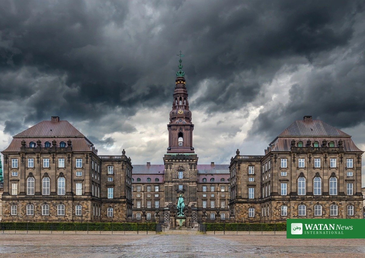 Christiansborg i København – Folketinget debatterer tørklædeforbud for anklagere