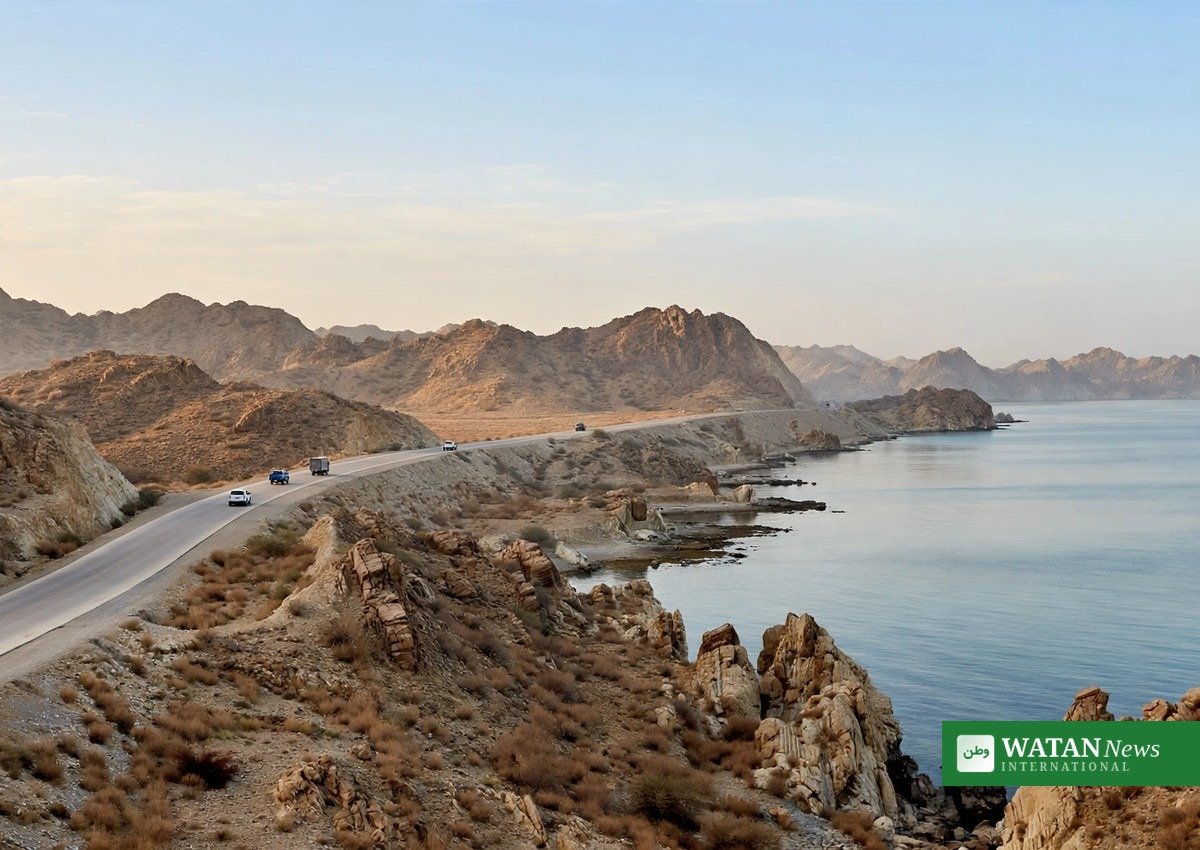 بلوچستان کی ساحلی شاہراہ اور پہاڑی ساحل