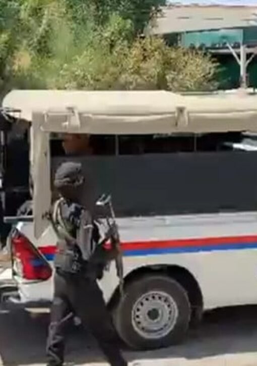 نوشکی گرلز ڈگری کالج میں فائرنگ سے متعلق خبر کی نمایاں تصویر