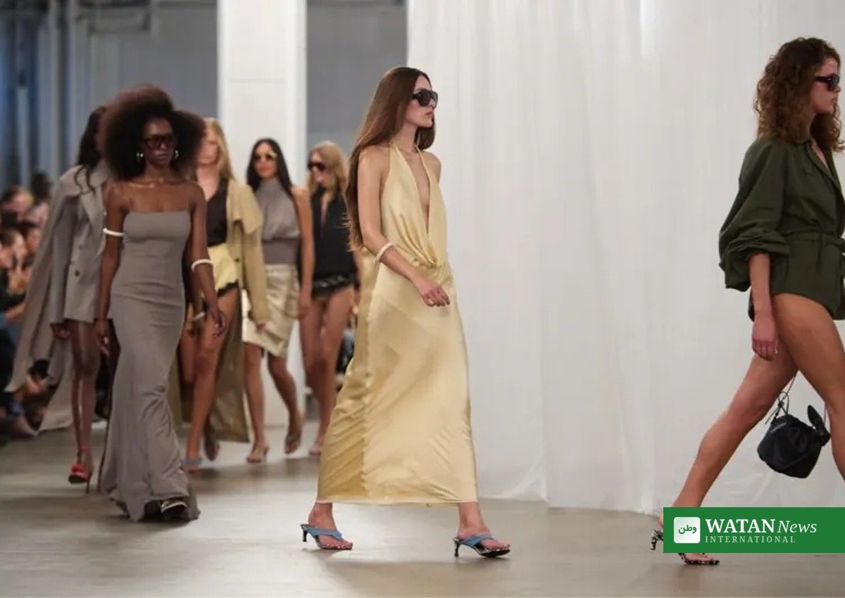 Copenhagen Fashion Week catwalk – dansk modeuge har forbudt strudsefjer