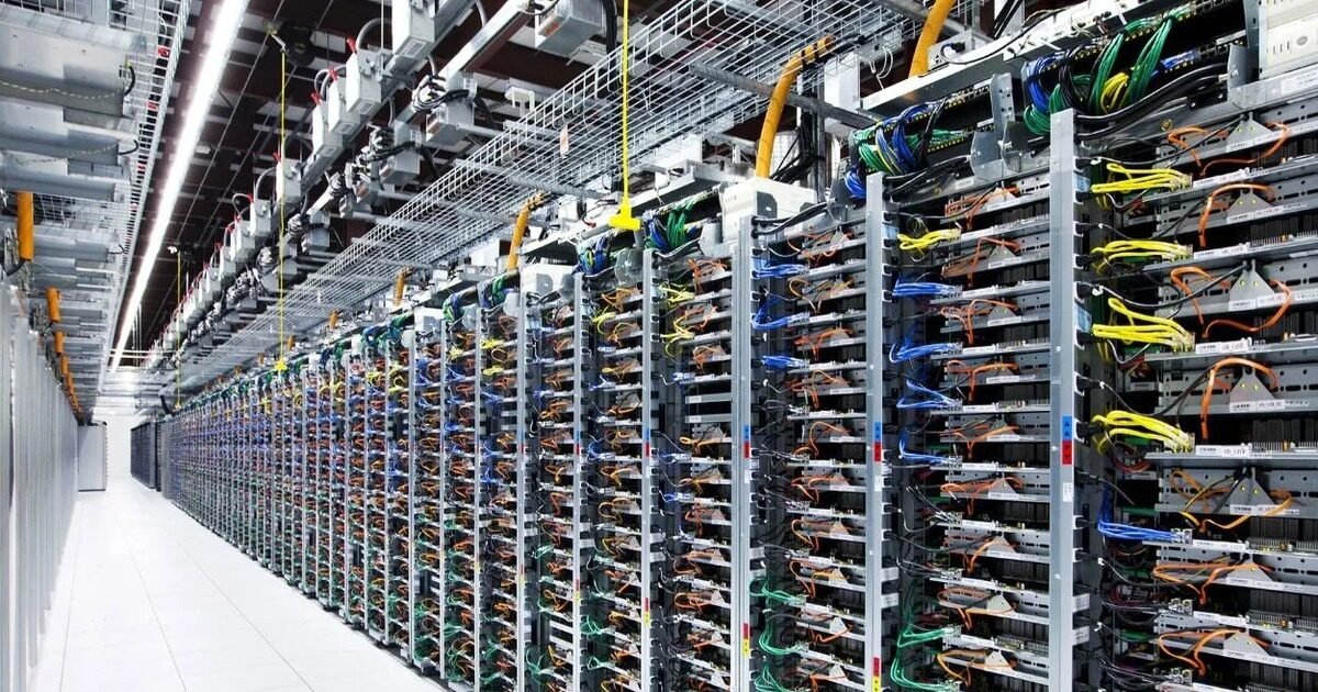 Yandex data centre drone strike — Sasovo facility fire